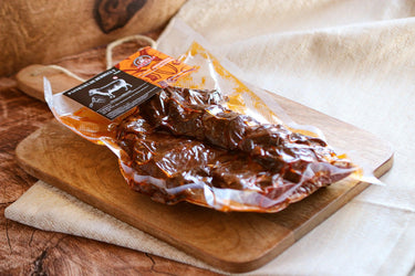 Pastramă din pulpă de berbecuț (500G) - Victoria Iovanescu